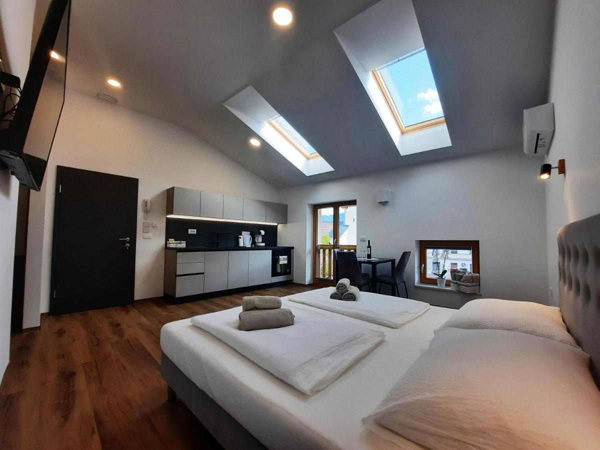 Apartments Hlapi With Spa Kobarid Exterior foto
