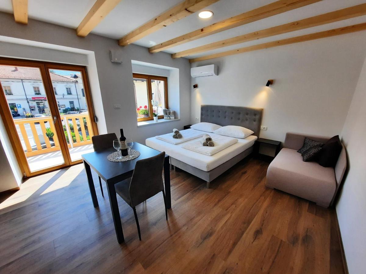 Apartments Hlapi With Spa Kobarid Exterior foto