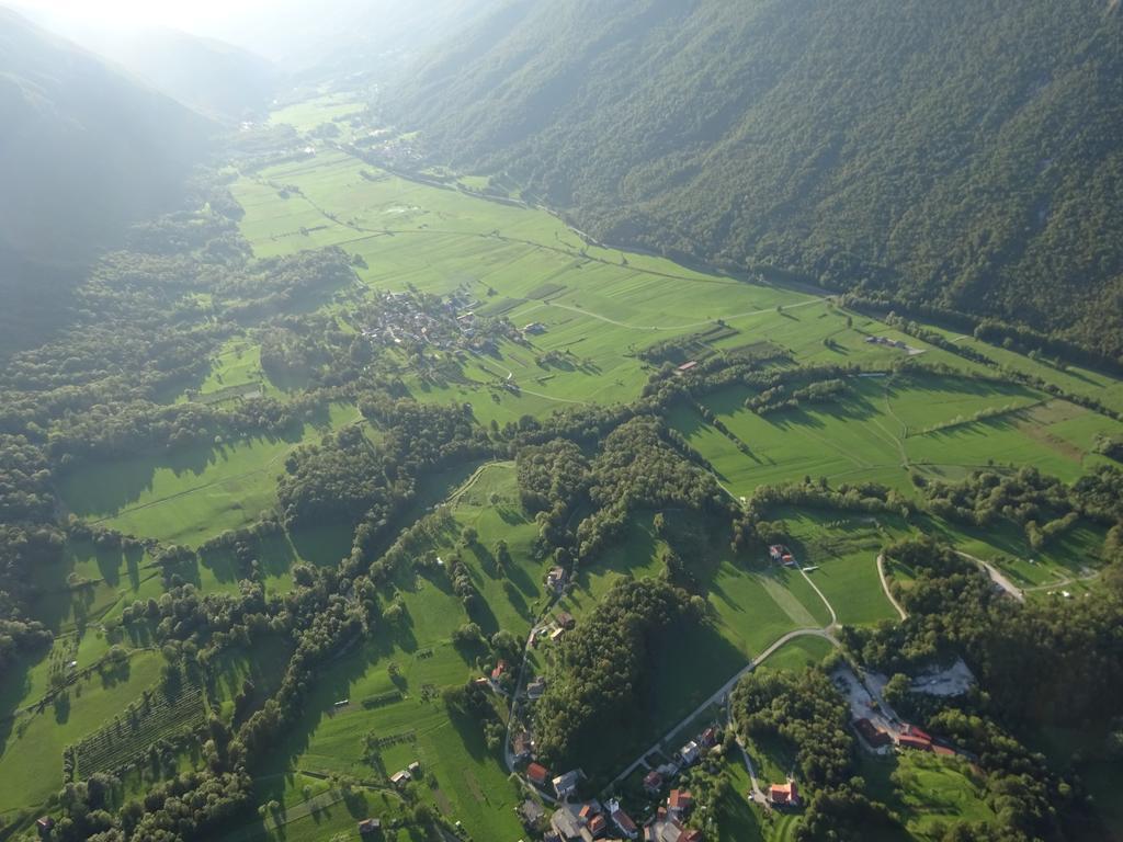 Apartments Hlapi With Spa Kobarid Quarto foto