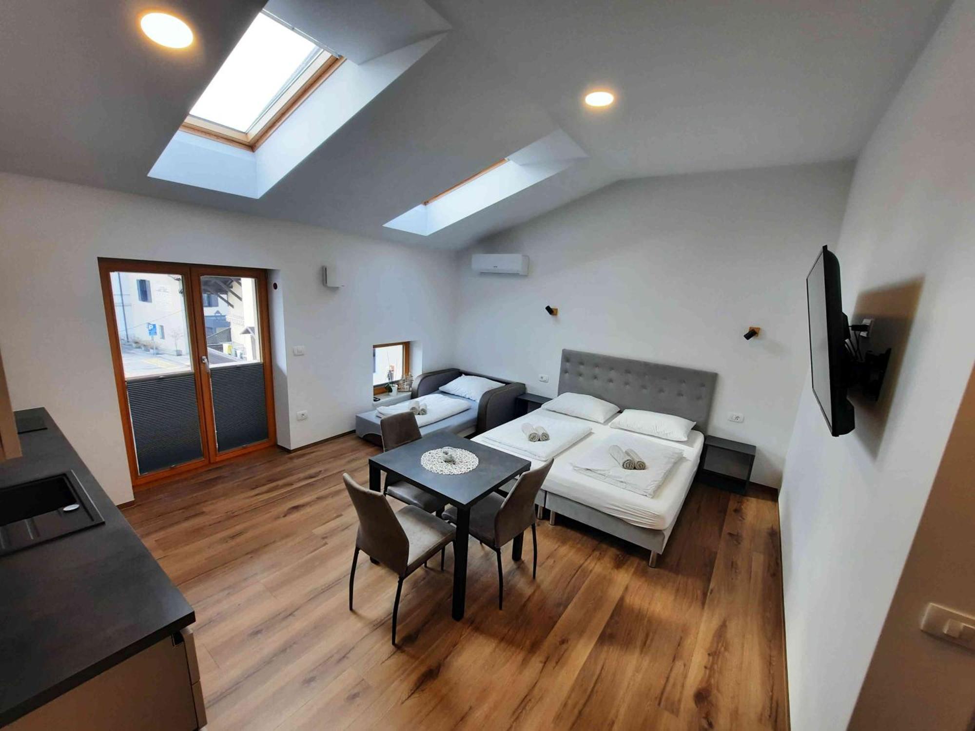 Apartments Hlapi With Spa Kobarid Exterior foto
